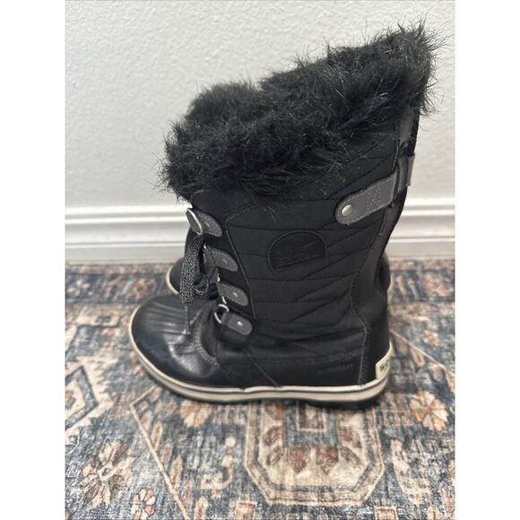 Sorel Faux Fur Black Lace Up Boots Women's Size 5 Super Cute - Picture 3 of 8